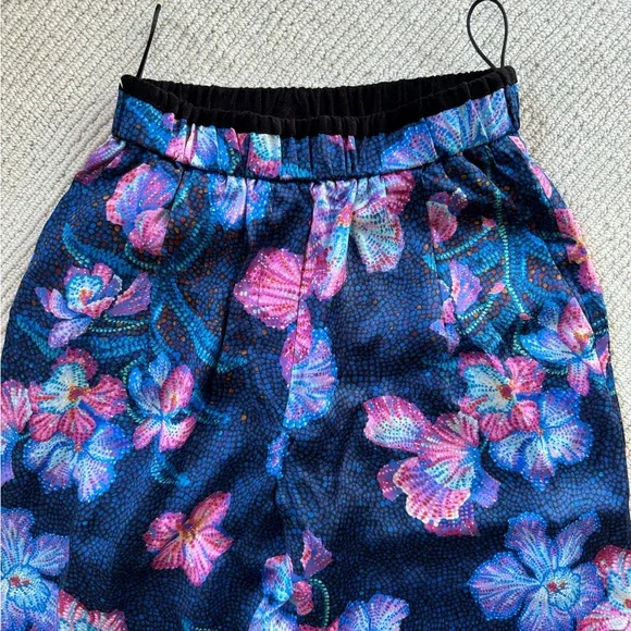 Forte forte never been worn silk pants. - Picture 3 of 4